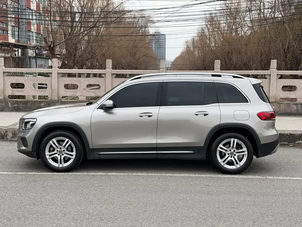 Mercedes-Benz GLB 2020 — фото 3