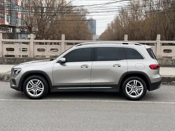 Mercedes-Benz GLB 2020