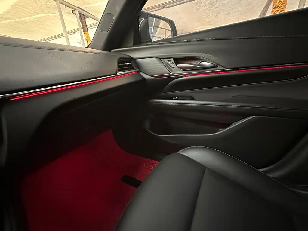 Cadillac CT4 2021 — фото 16
