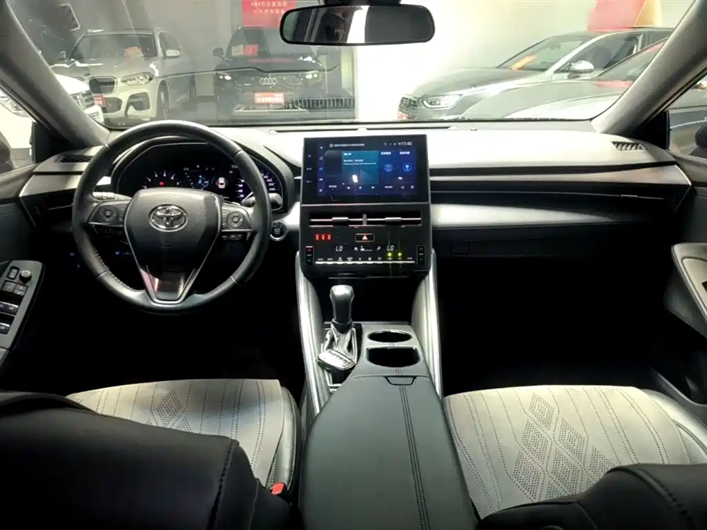 Toyota Avalon 2023 — фото 10