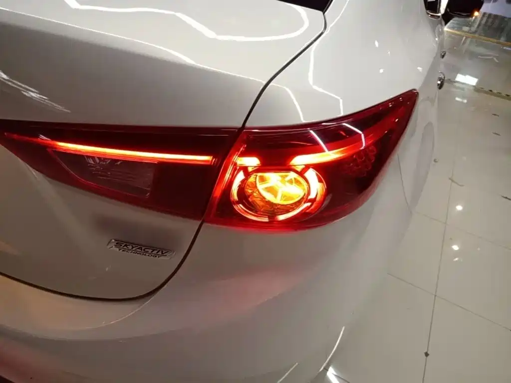 Mazda 3 Angkesela 2019 — фото 8