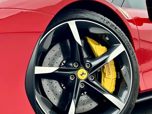 Ferrari SF90 2022