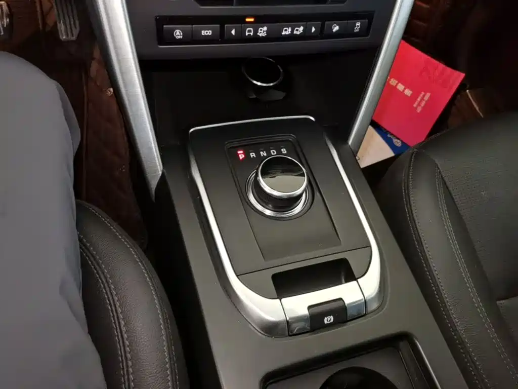 Land Rover Discovery Sport 2019 — фото 14