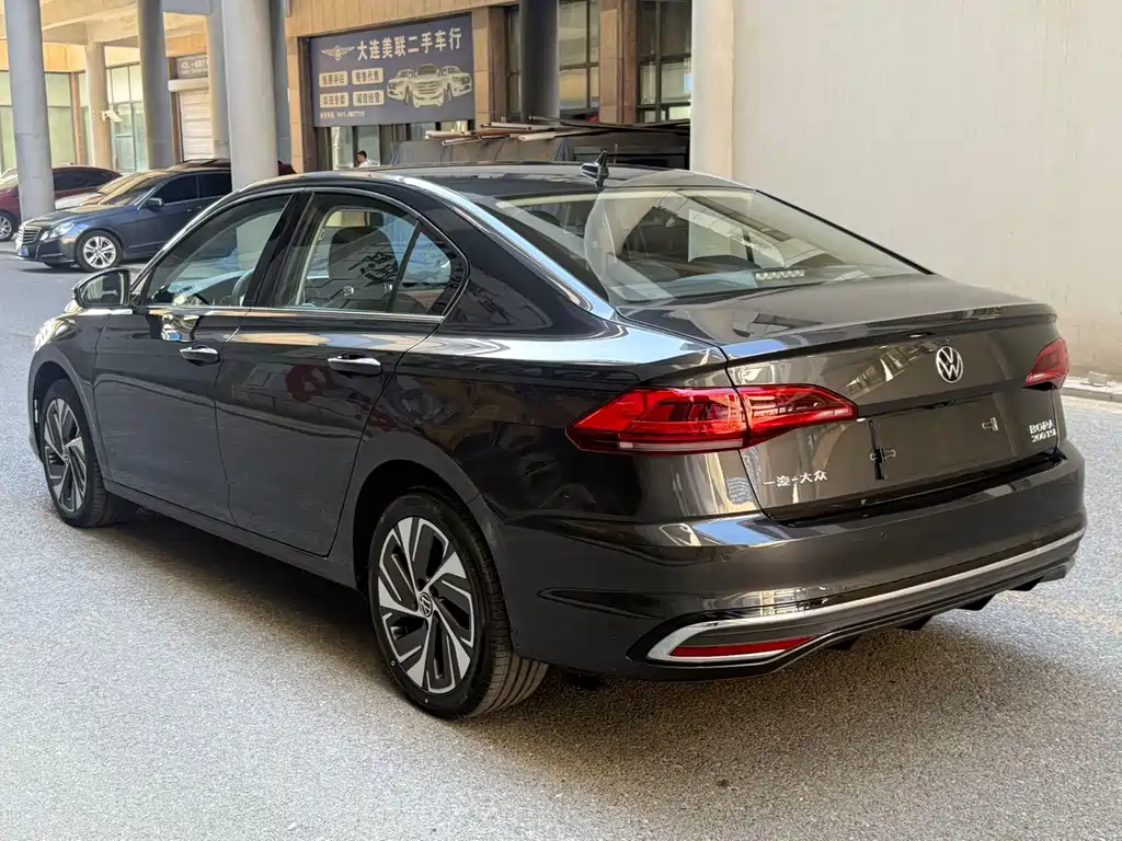 Volkswagen Bora 2023