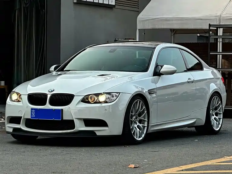 BMW M3 2014 — фото 1