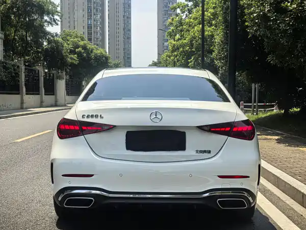 Mercedes-Benz C-Class 2025