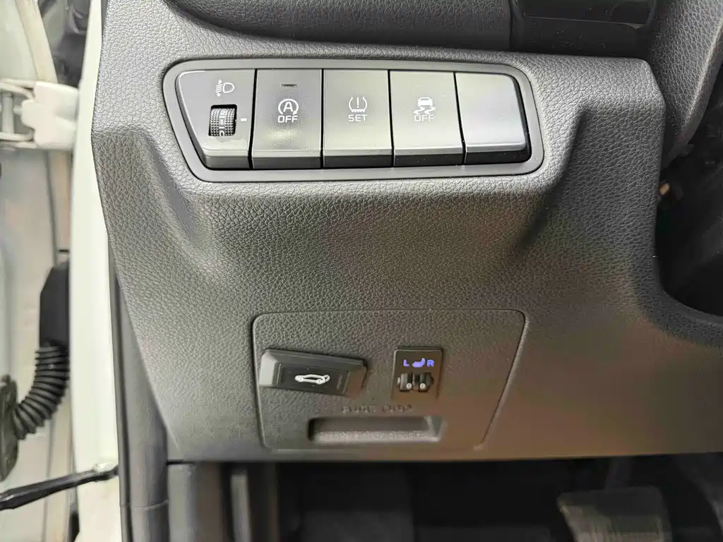 Kia KX3 2022 — фото 10