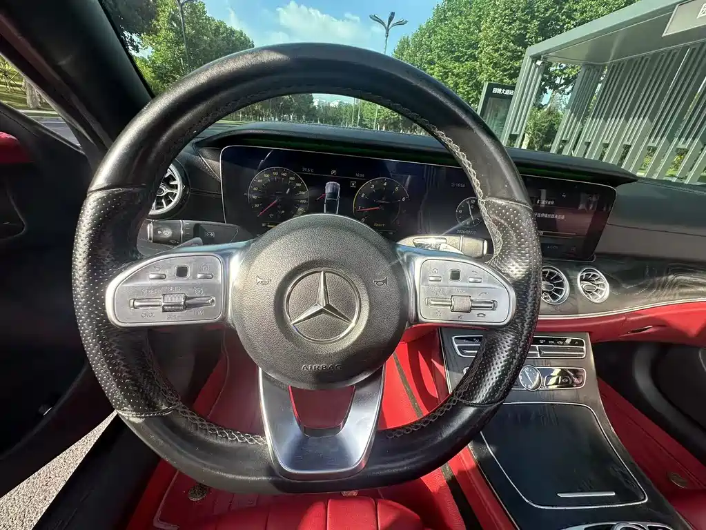 Mercedes-Benz E-Class 2019