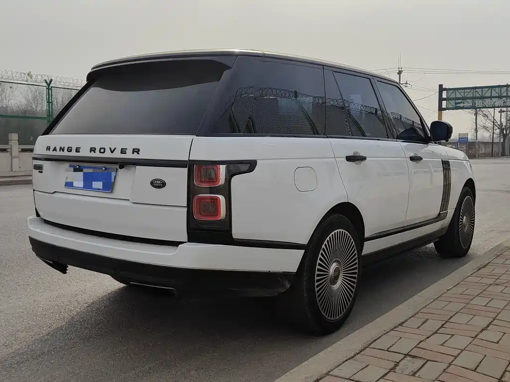 Land Rover Range Rover 2015 — фото 4