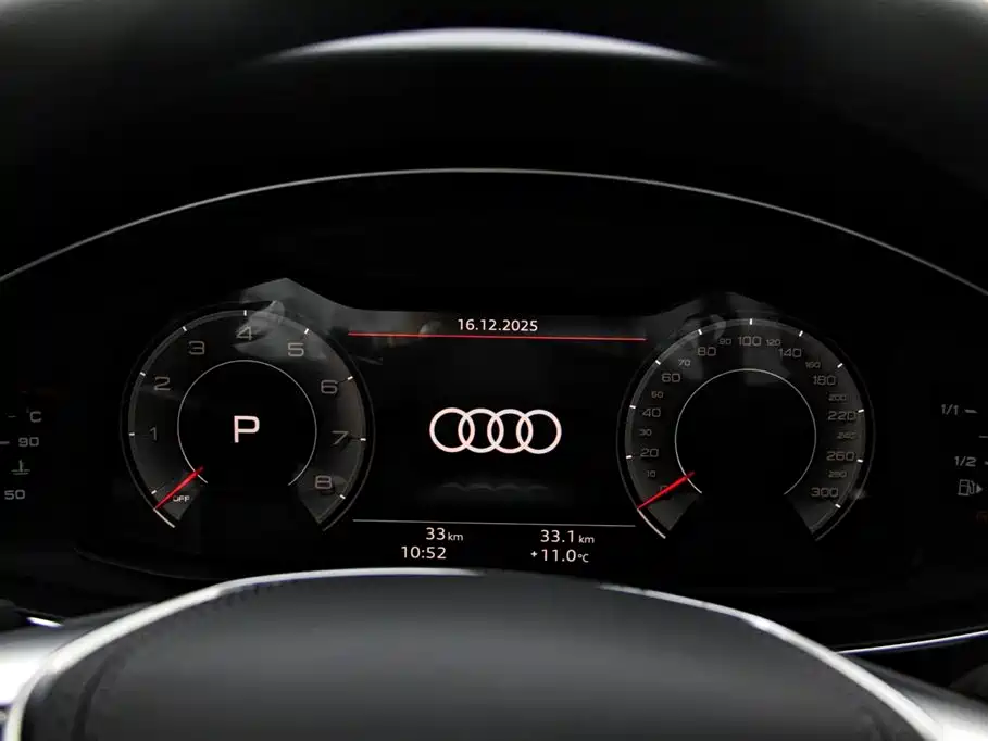 Audi A6L — фото 14