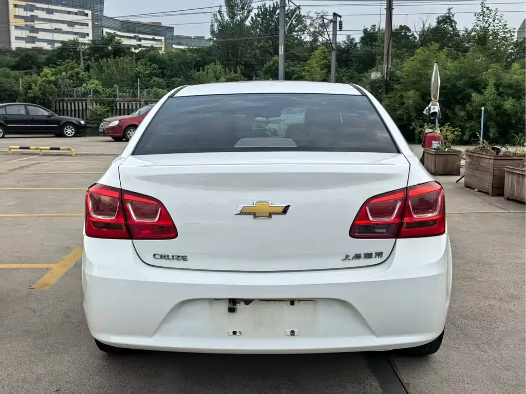 Chevrolet Cruze 2015 — фото 6
