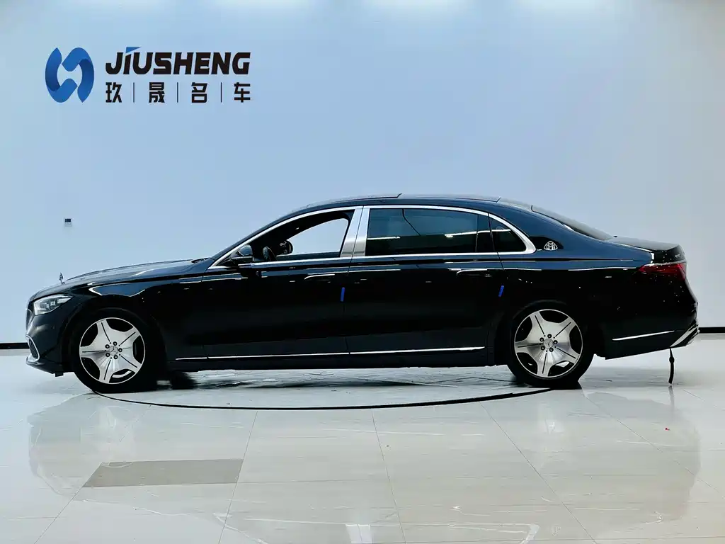 Mercedes-Benz S-Class 2024