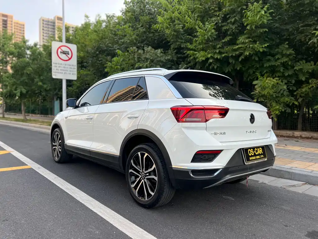 Volkswagen T-Roc 2023 — фото 12