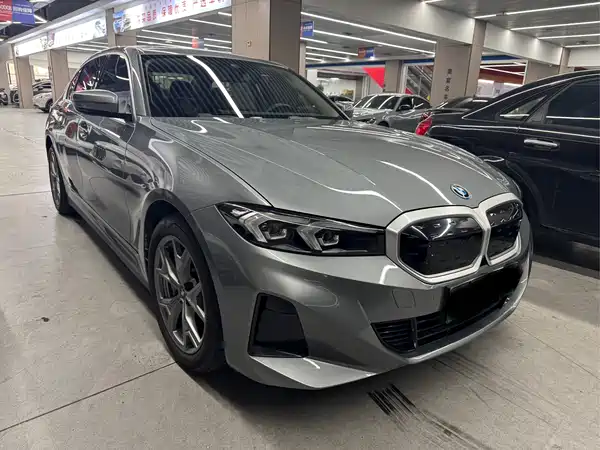 BMW i3 2022