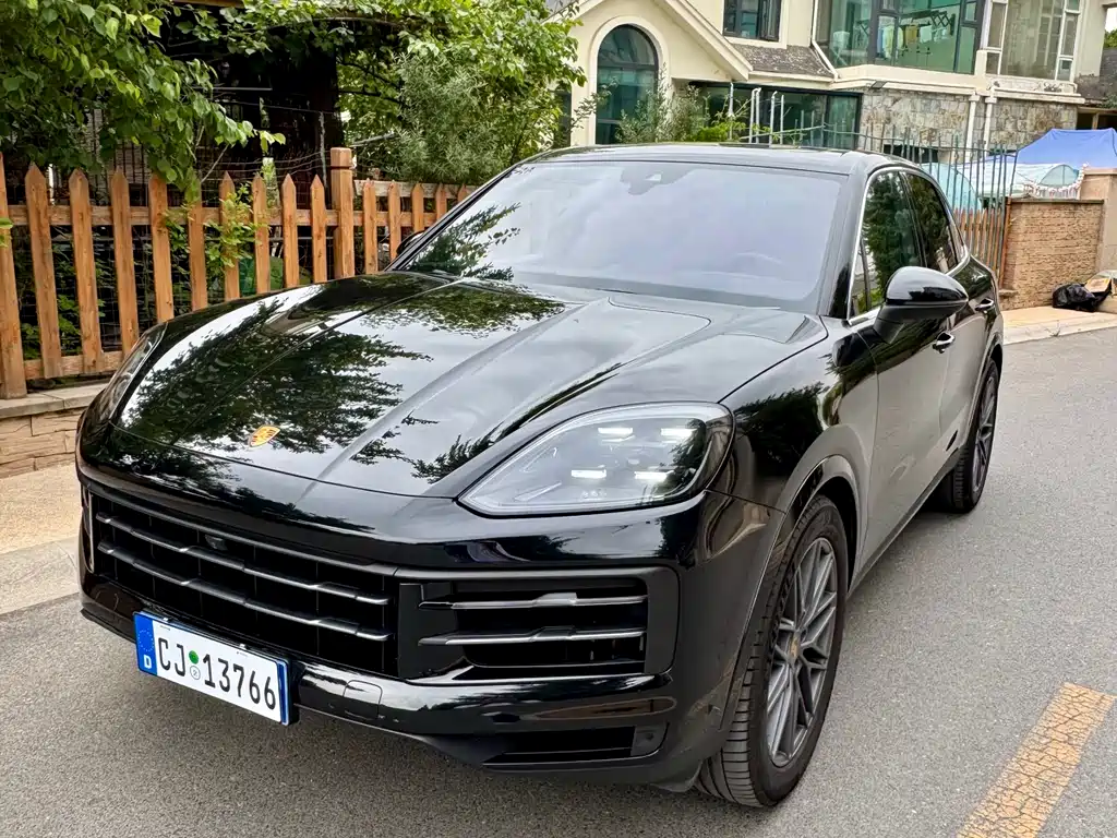 Porsche Cayenne 2024