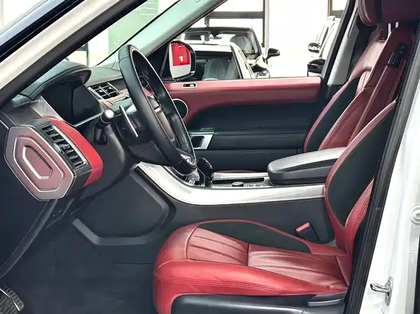 Land Rover Range Rover Sport 2020