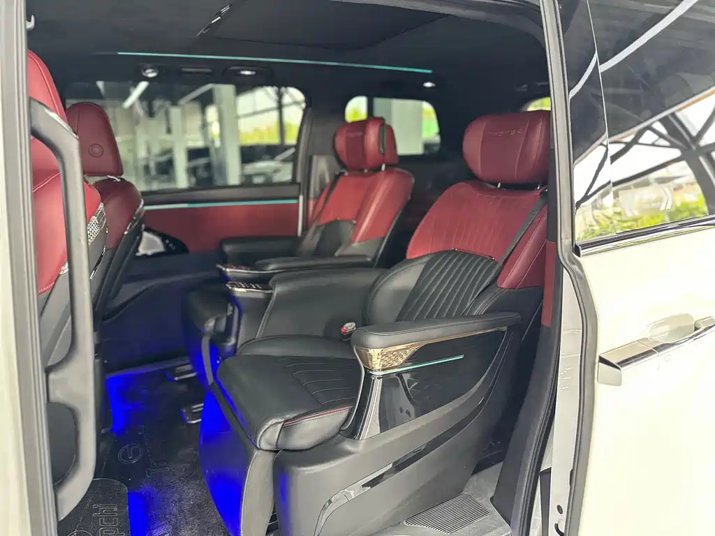 GAC Motor Trumpchi M8 2023 — фото 10