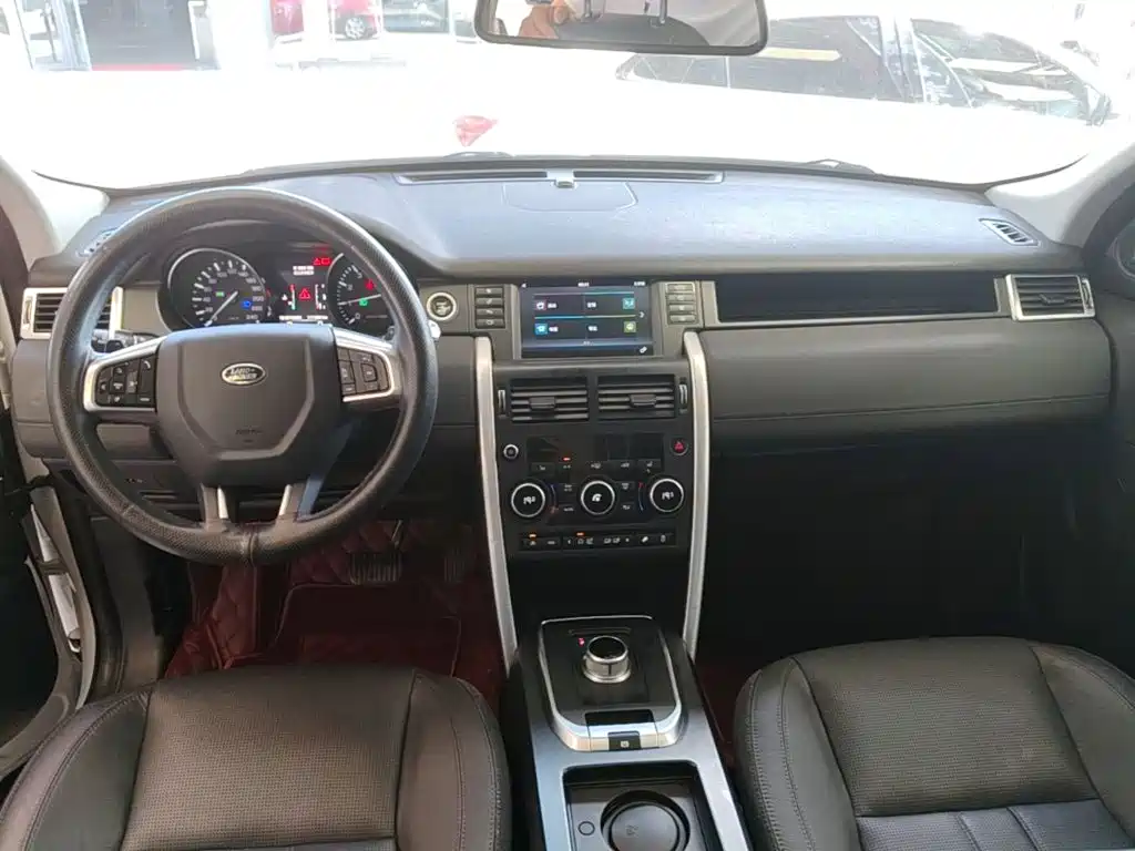 Land Rover Discovery Sport 2016 — фото 10