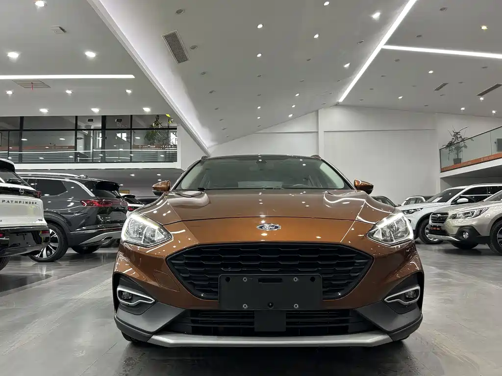 Ford Focus Active 2020 — фото 5