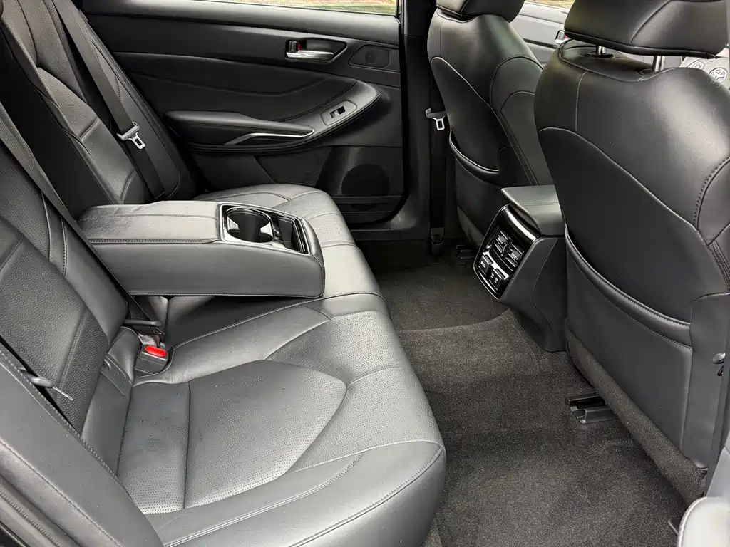 Toyota Avalon 2020 — фото 12
