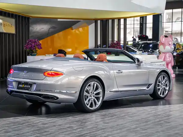 Bentley Continental 2022