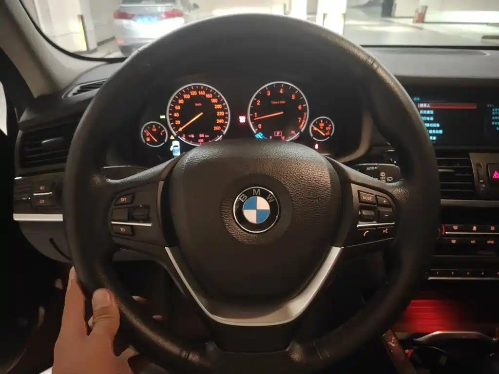 BMW X3 2017 — фото 11