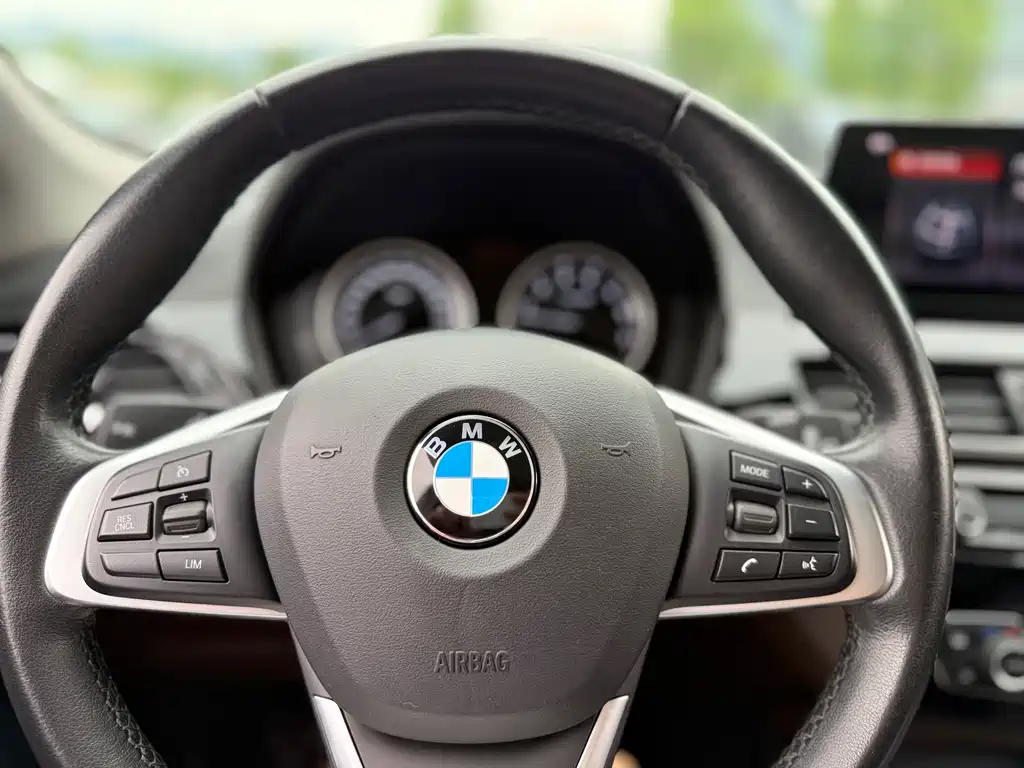 BMW X1 2020 — фото 15