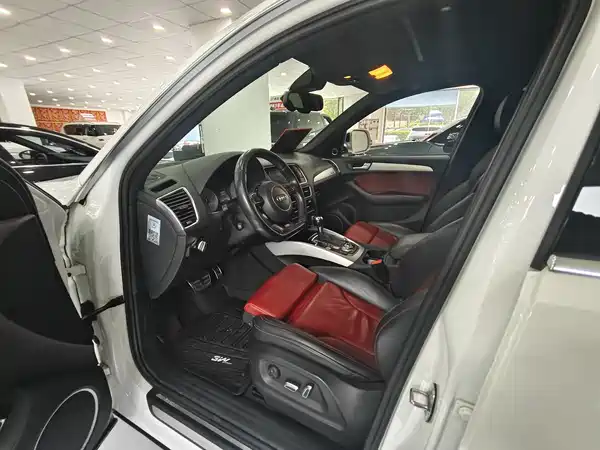 Audi SQ5 2016
