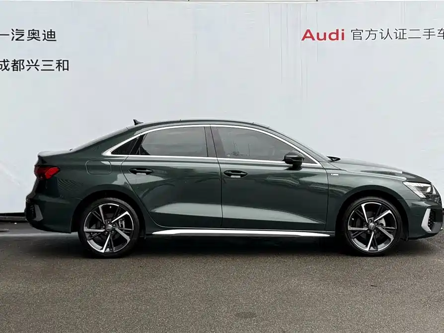 Audi A3 2021 — фото 3