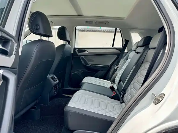 Volkswagen Tayron 2023