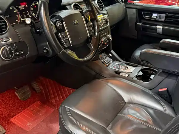 Land Rover Discovery 2014