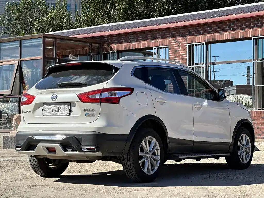 Nissan Qashqai 2016 — фото 10