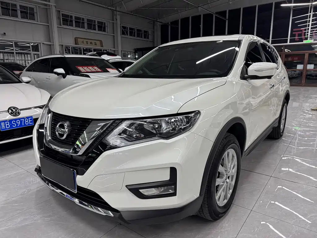 Nissan X-Trail 2023 — фото 1