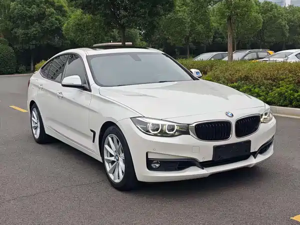 BMW 3 Series GT 2018