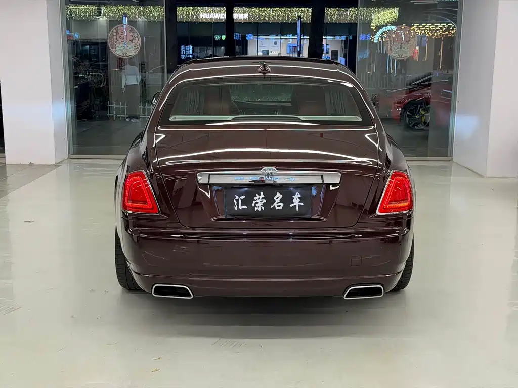 Rolls-Royce Ghost 2013 — фото 10