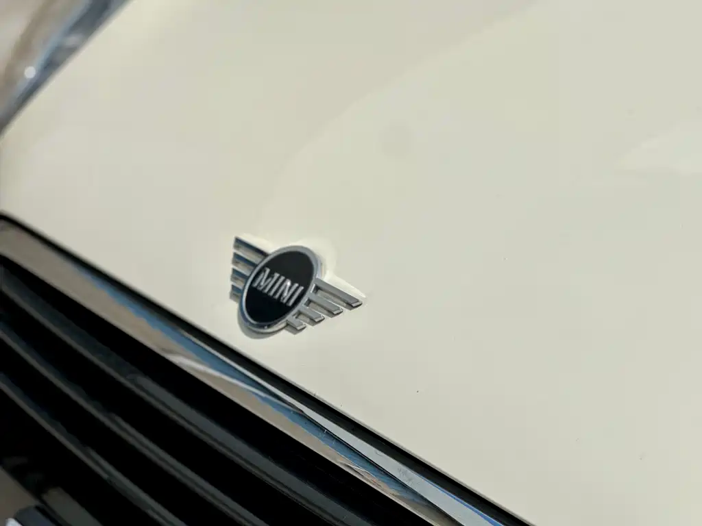 MINI Clubman 2019 — фото 19