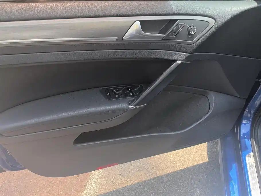 Volkswagen Golf 2014