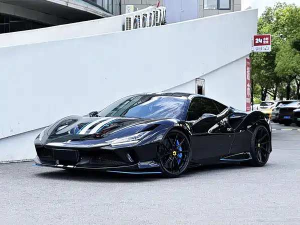 Ferrari F8 2019