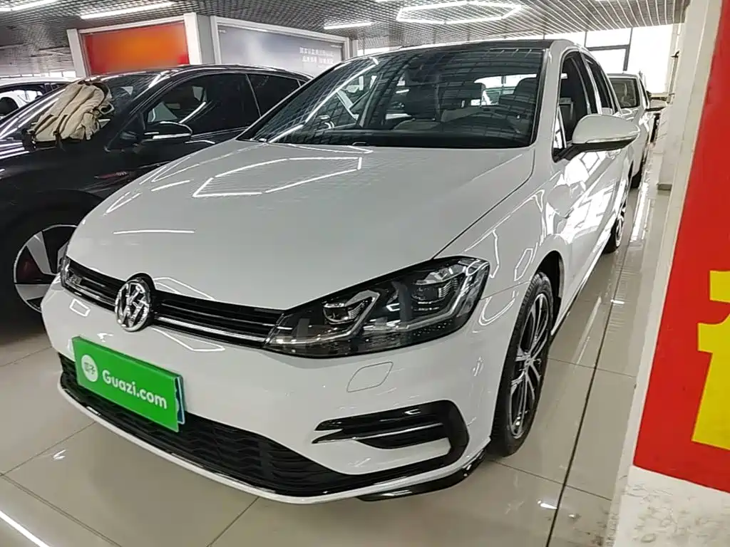 Volkswagen Golf 2020