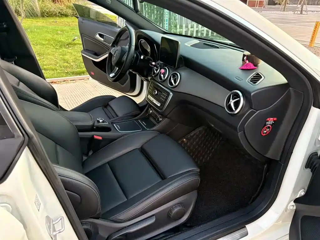 Mercedes-Benz CLA 2018 — фото 9