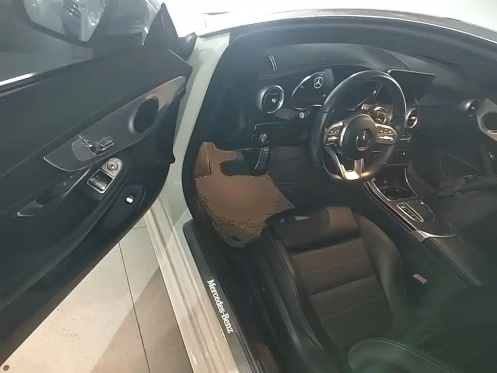 Mercedes-Benz C-Class 2020 — фото 16