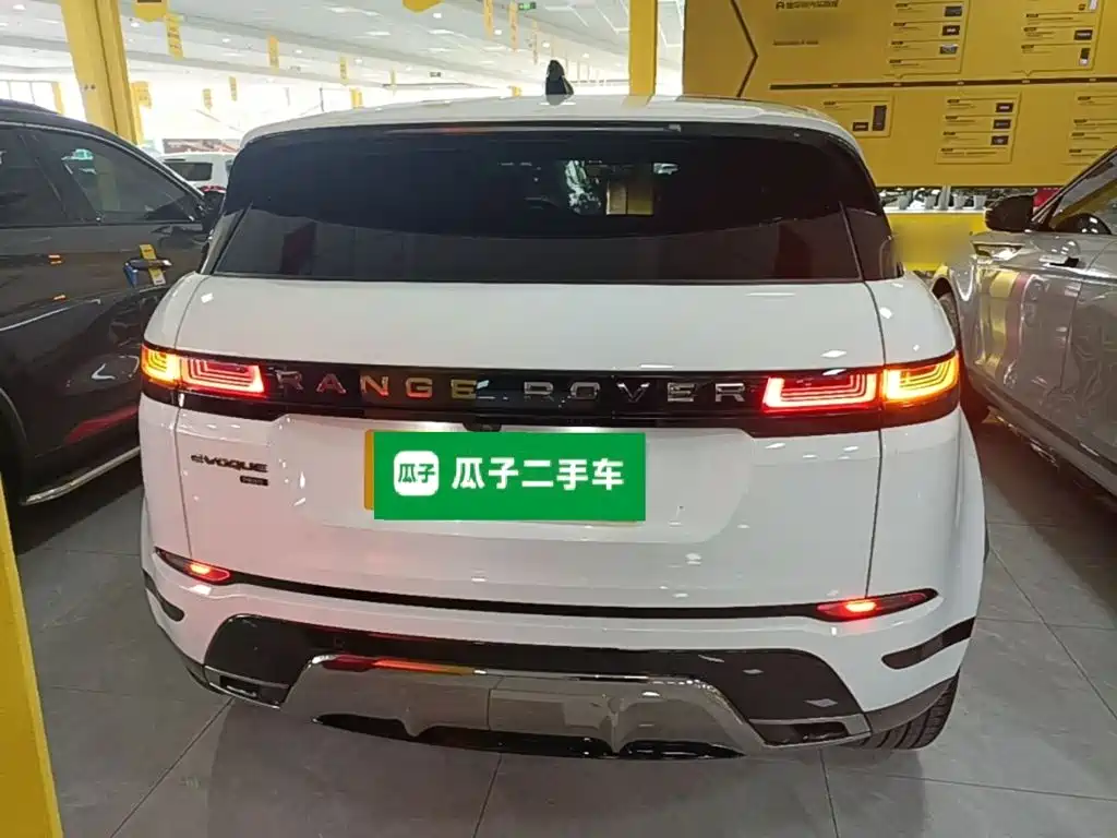 Land Rover Evoque 2024