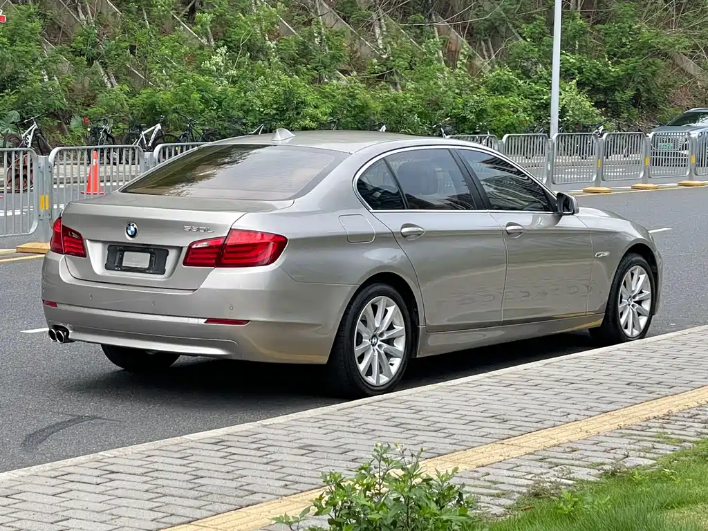 BMW 5 Series 2013 — фото 5