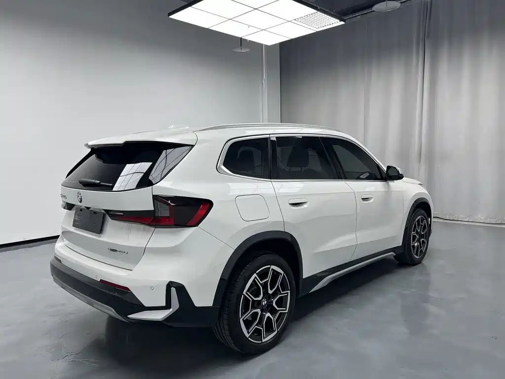 BMW X1 2023 — фото 16
