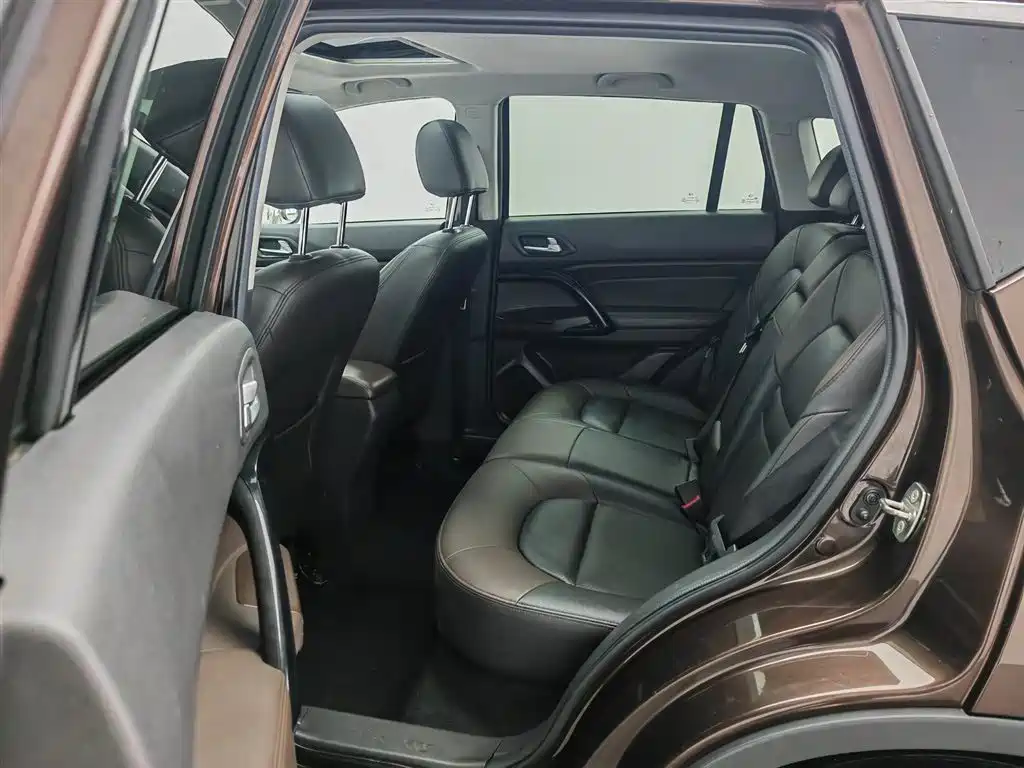 GAC Motor Trumpchi GS4 2016 — фото 15