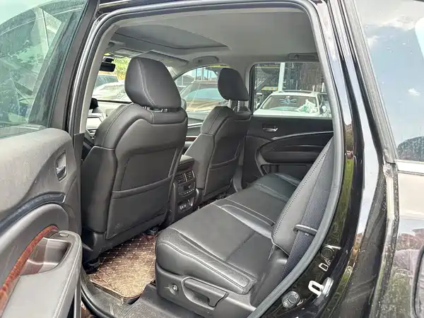 Acura MDX 2017