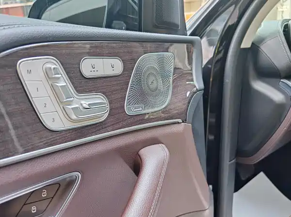 Mercedes-Benz GLS 2021