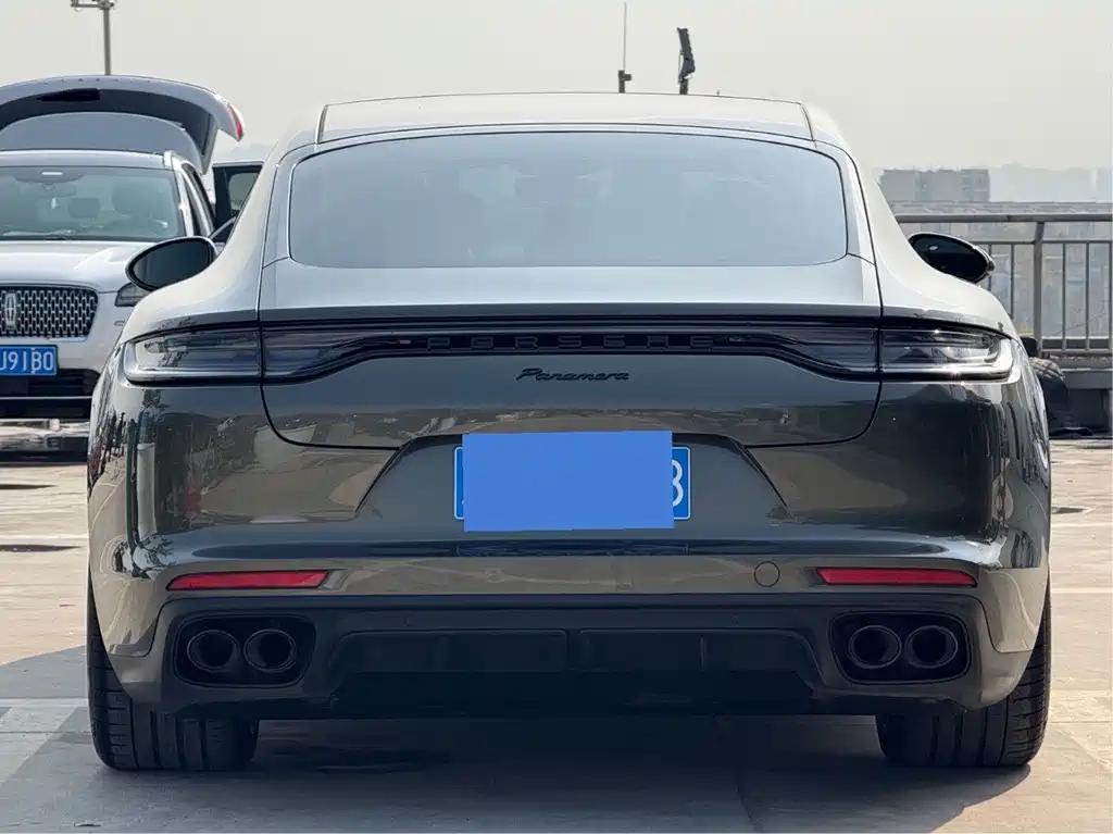 Porsche Panamera 2023 — фото 16