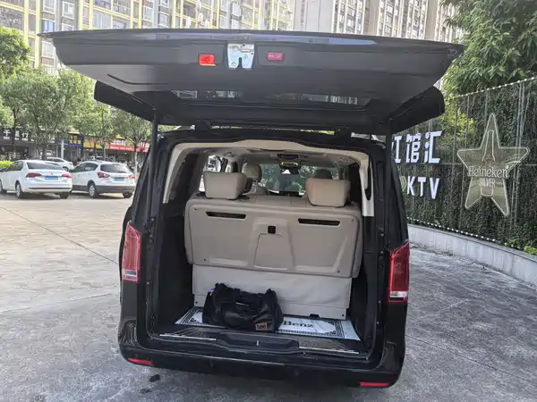 Mercedes-Benz V-Class 2022