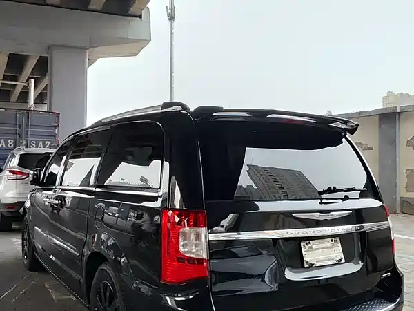 Chrysler Grand Voyager 2013